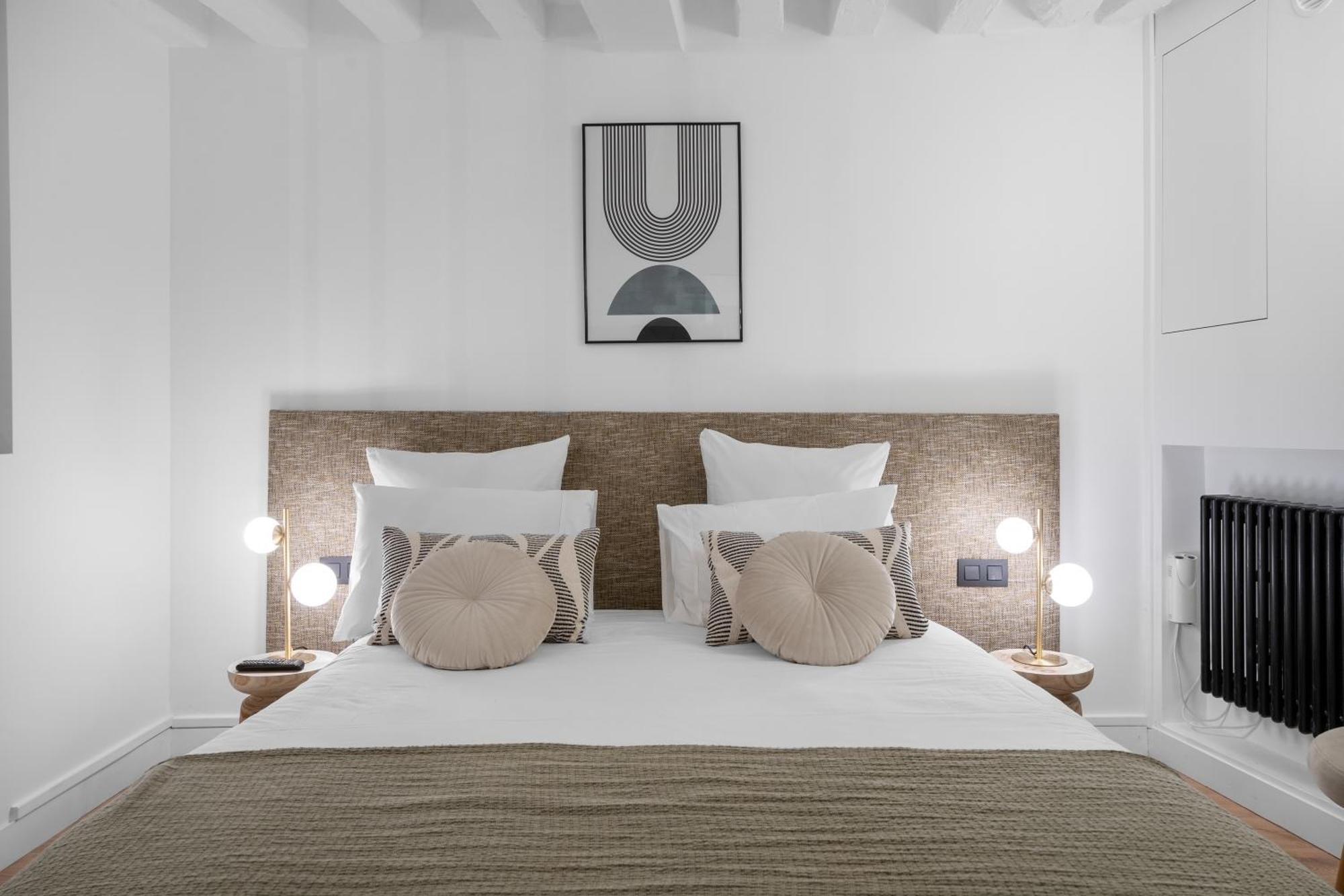 Appartement Cosy A 9 Min A Pied De La Cathedrale Notre Dame Paris Bagian luar foto