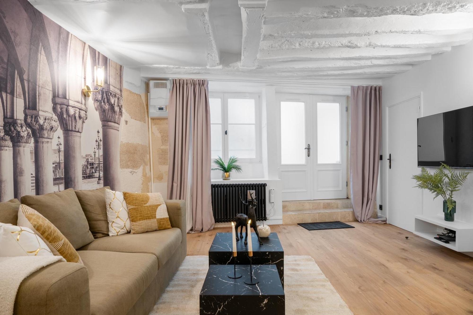 Appartement Cosy A 9 Min A Pied De La Cathedrale Notre Dame Paris Bagian luar foto