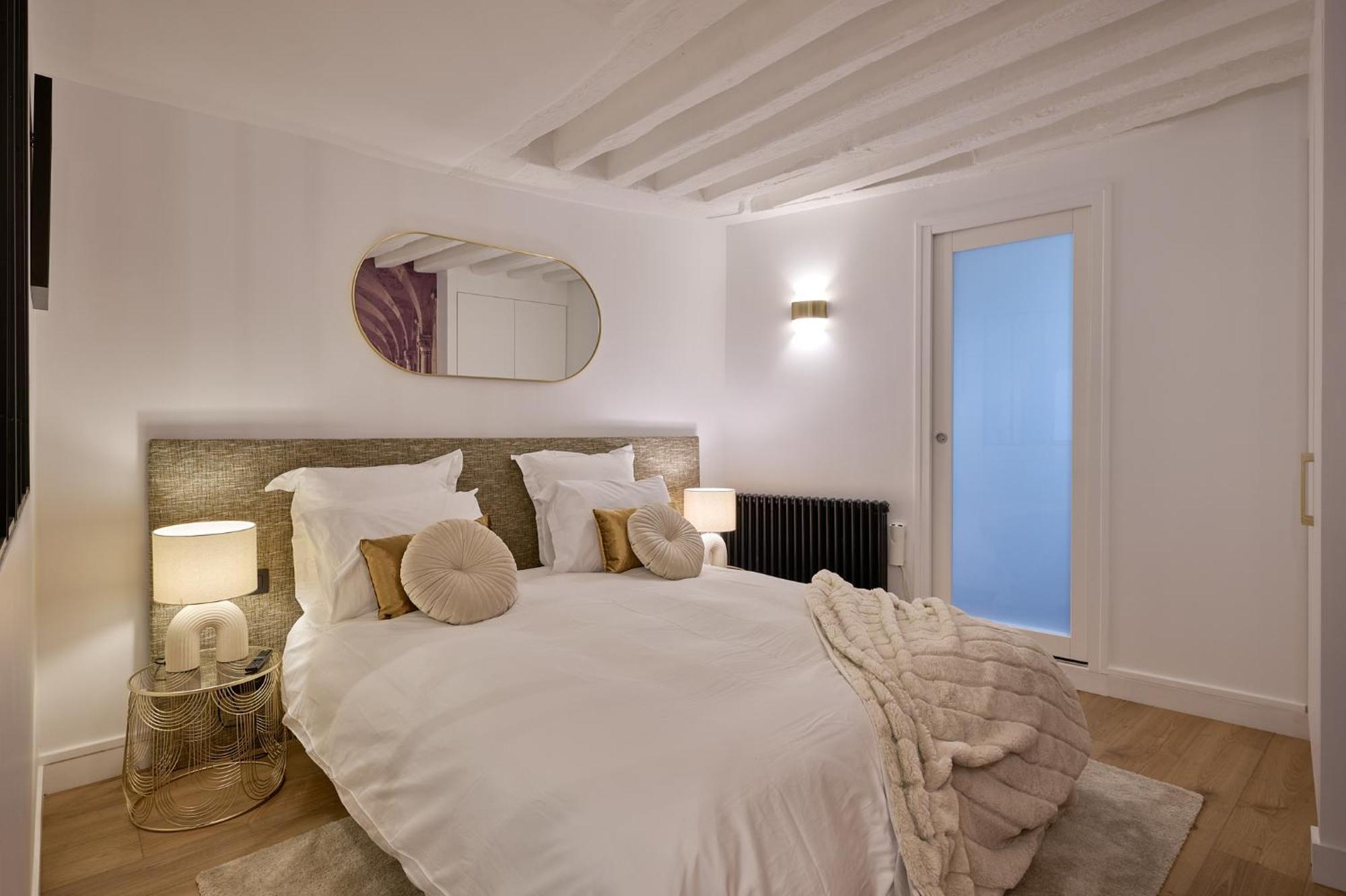 Appartement Cosy A 9 Min A Pied De La Cathedrale Notre Dame Paris Bagian luar foto